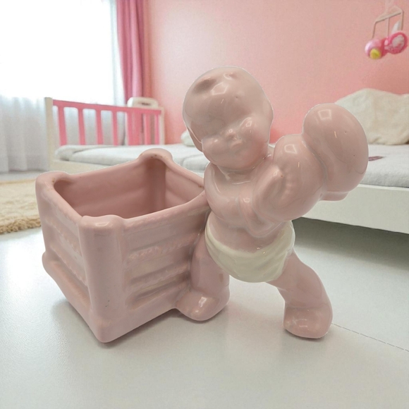MCM Haeger Ceramic Boxing Baby Planter Figurine Nursery Decor Kitschy Nursery - Picture 1 of 11